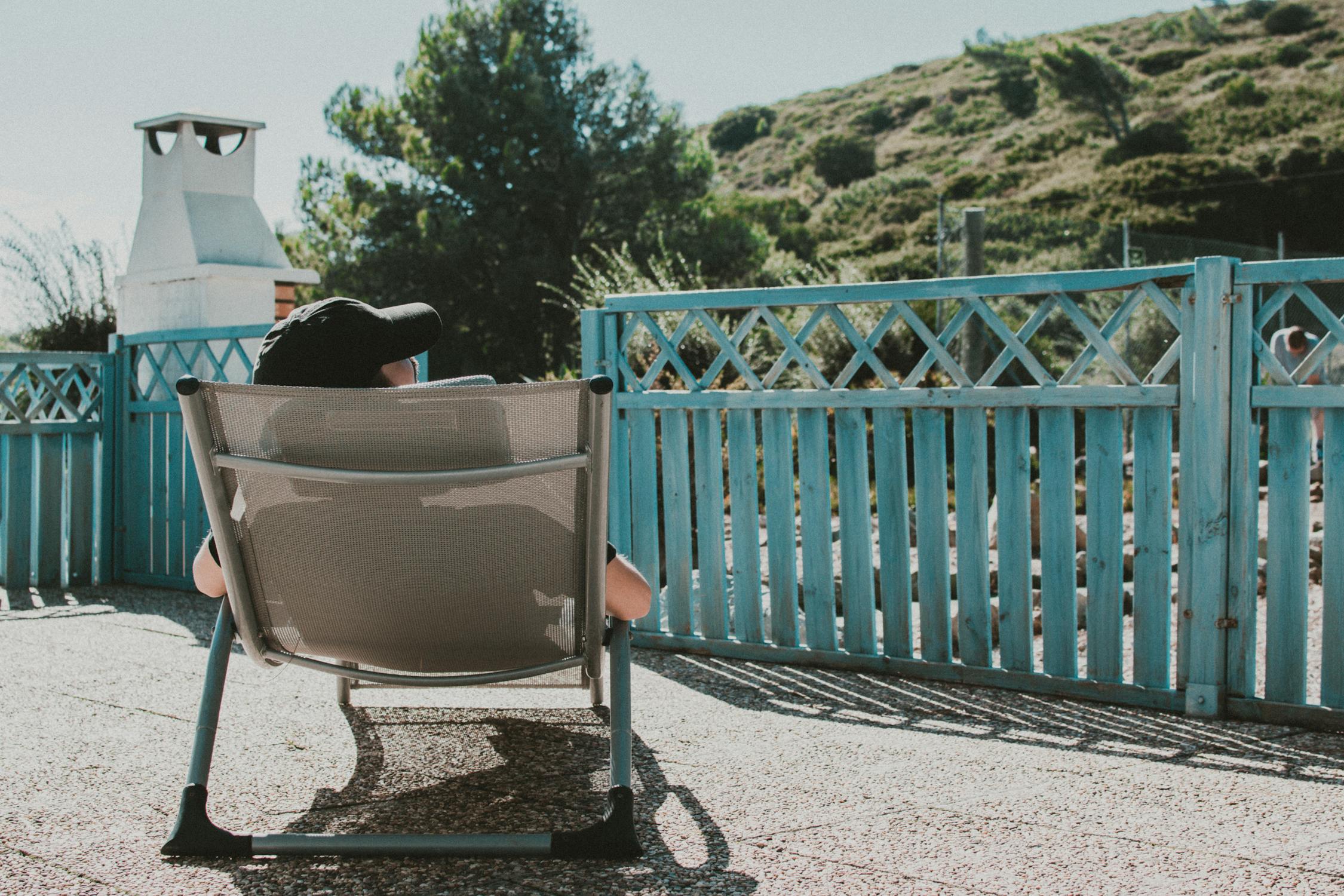 Transform Your Backyard Oasis with Expert Deck and Fence Painting
